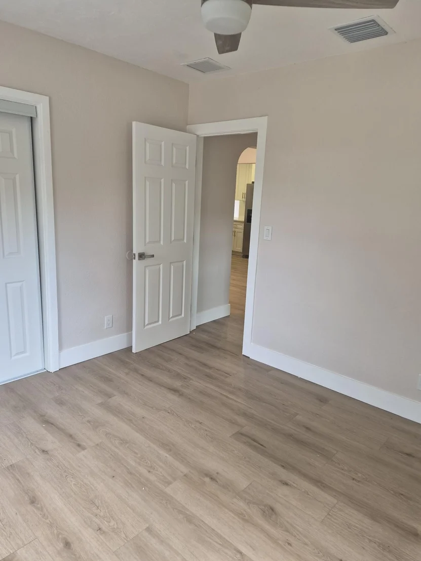 Photo of 707 Hampton Road
