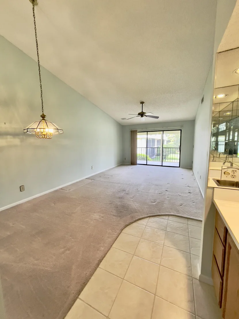 Photo of Unit B at 1002 Keystone Drive