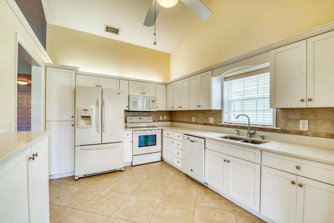 Photo of 310 Moccasin Trail W
