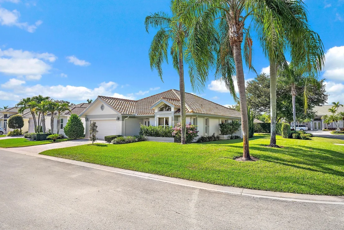 Photo of 7998 SE Hempstead Circle