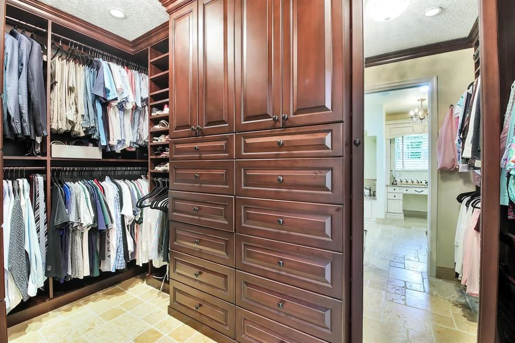Photo of 4443 Pine Tree Drive