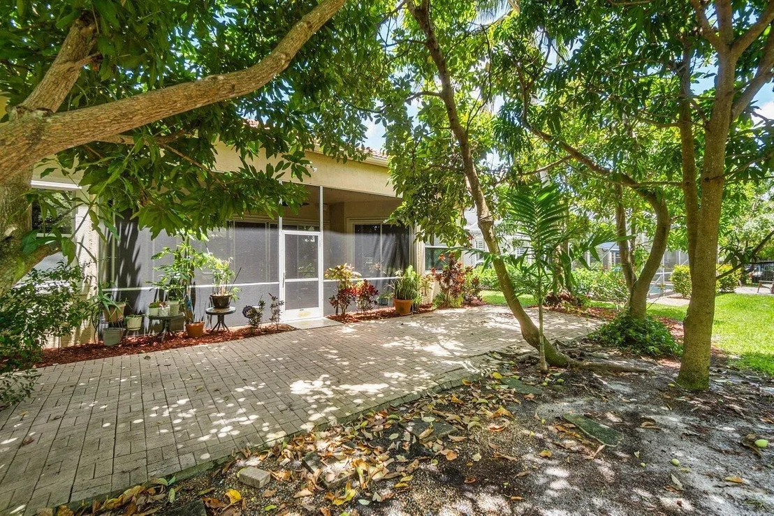 Photo of 9034 Alexandra Circle