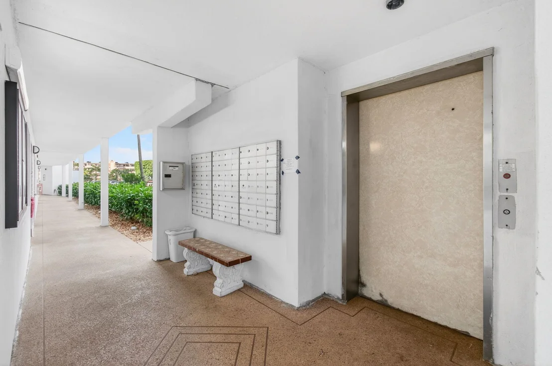 Photo of 2035 Cornwall B