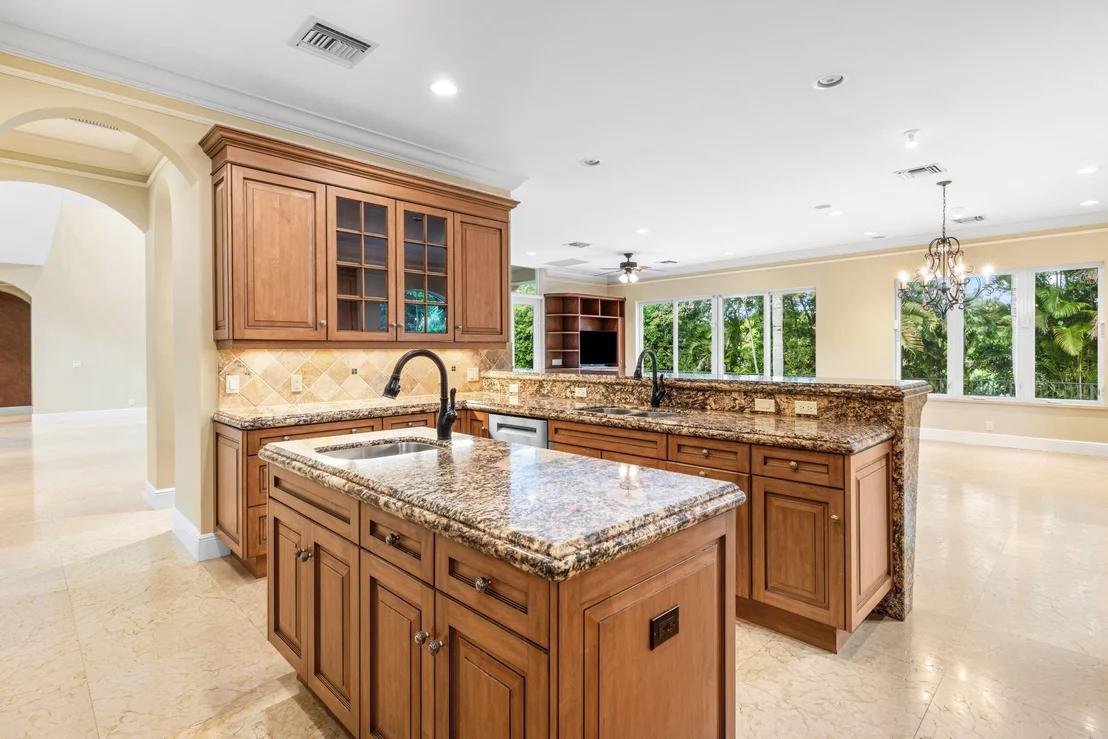 Photo of 4255 Gleneagles Drive