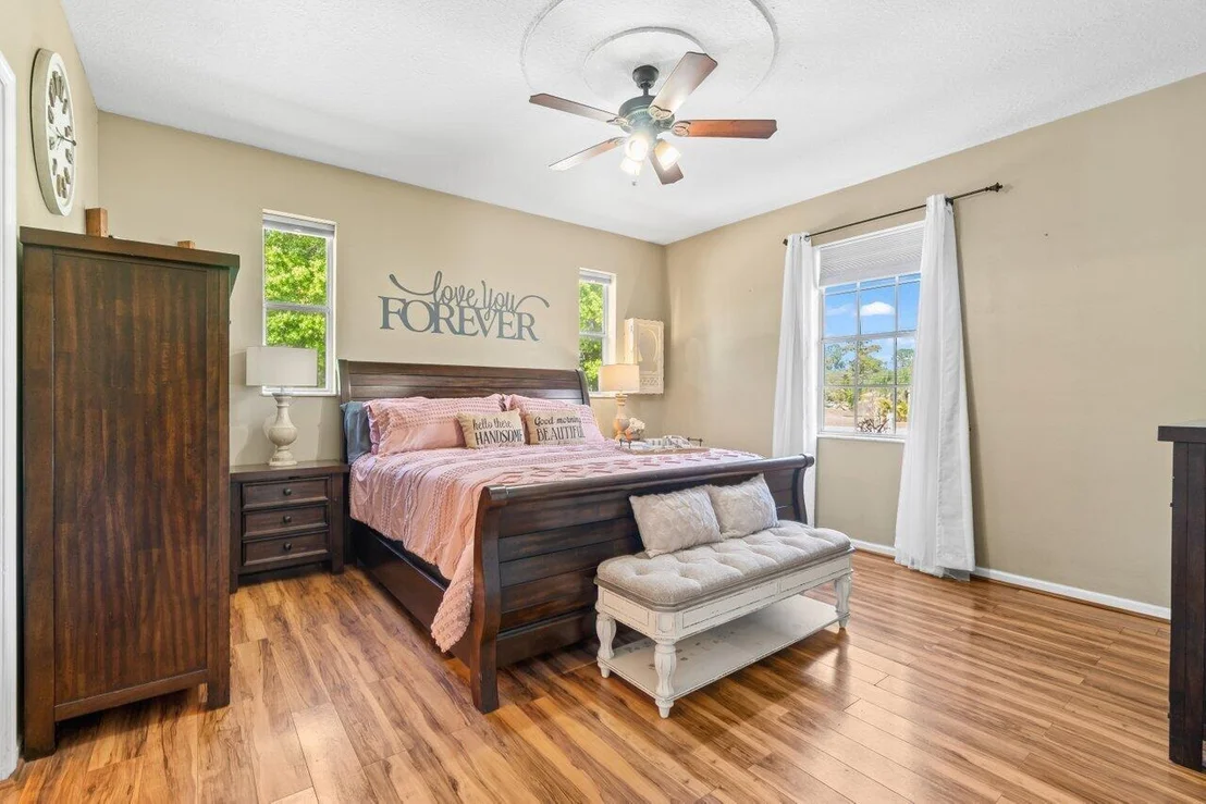 Photo of 18312 Orange Grove Boulevard