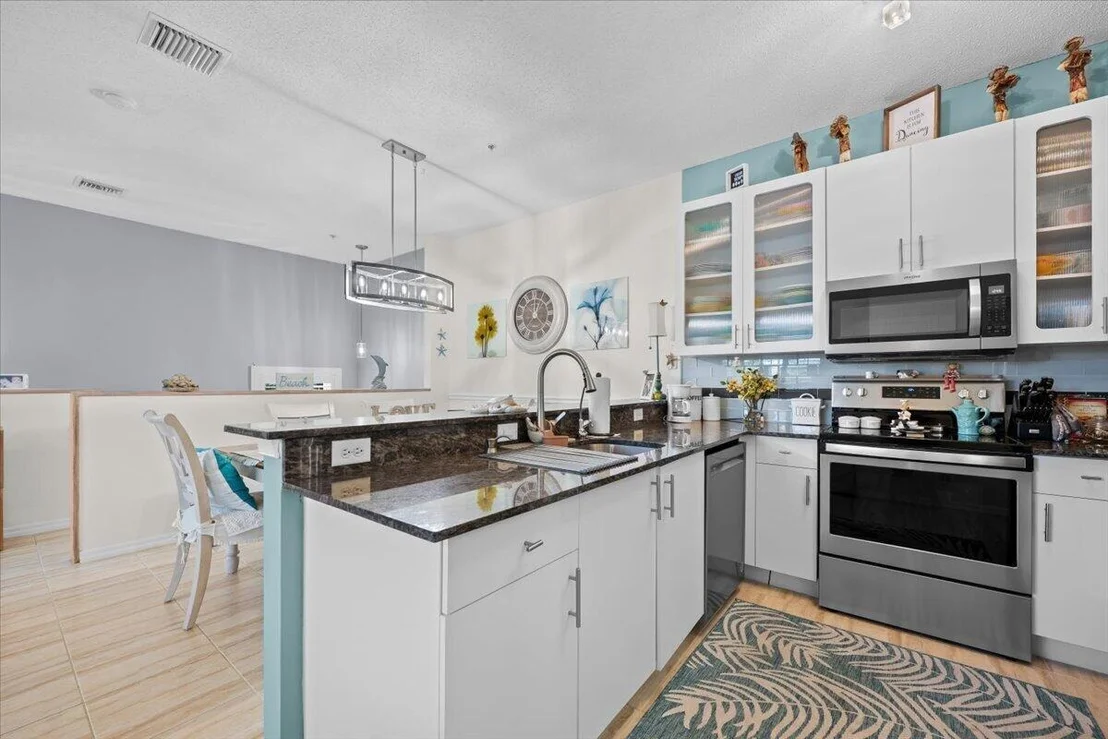 Photo of Unit C at 113 LIGHTHOUSE Circle
