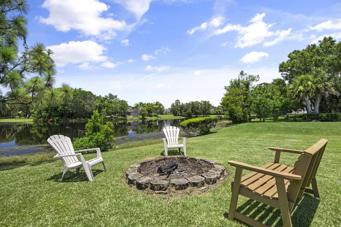 Photo of 469 SE Ashley Oaks Way