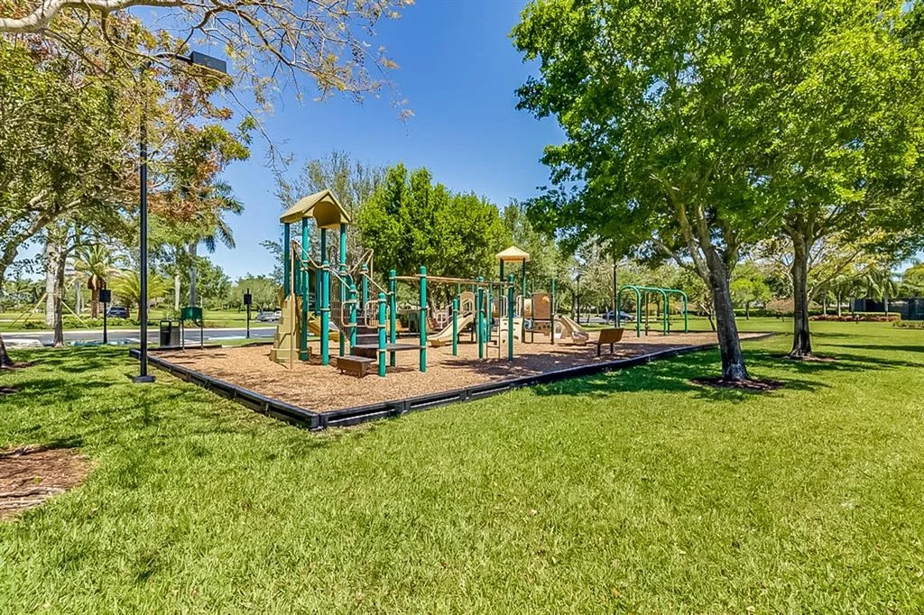 Photo of 4461 Mariners Cove Drive