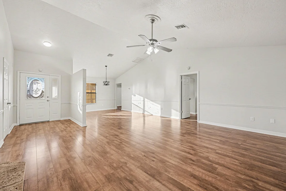 Photo of 110 Cardinal Drive