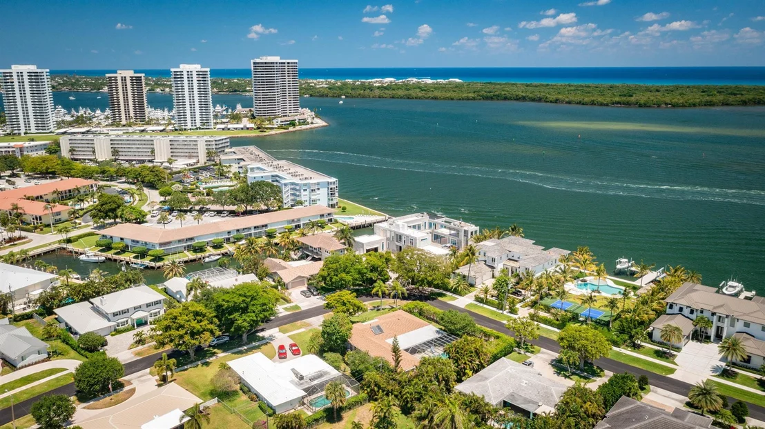 Photo of 100 Gulfstream Road