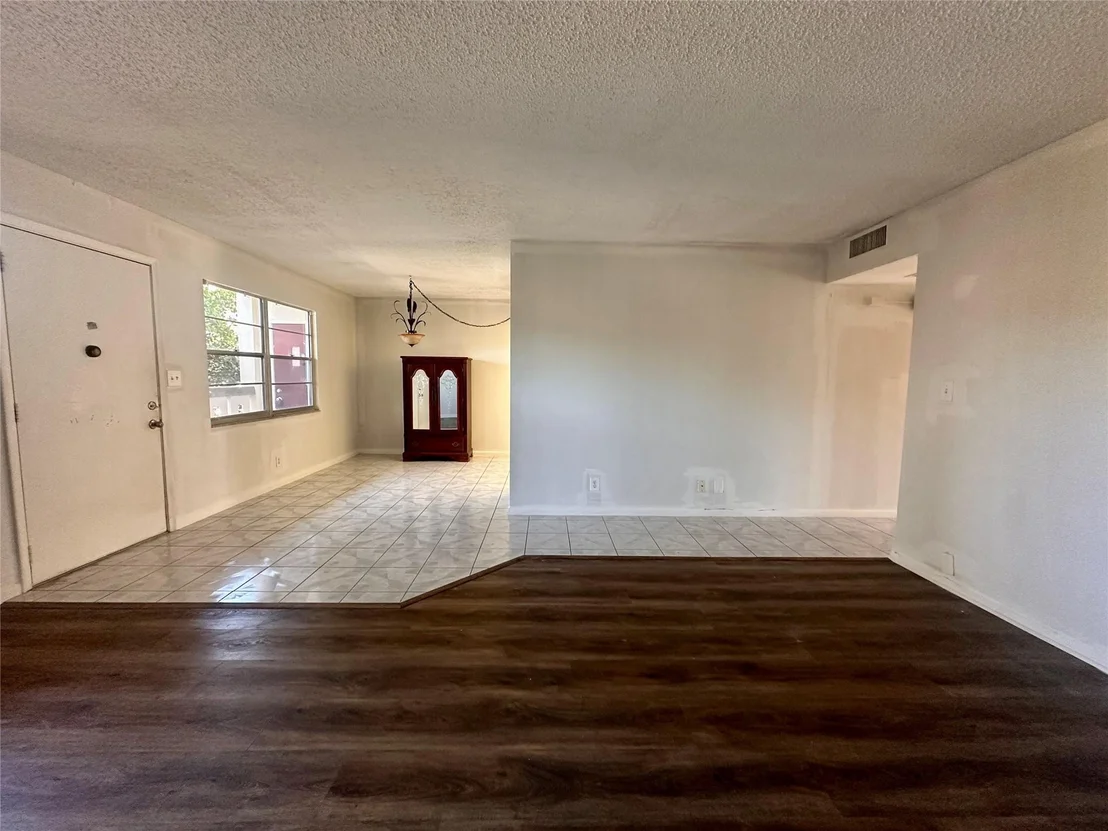 Photo of Unit B2 at 1805 Eleuthera Point