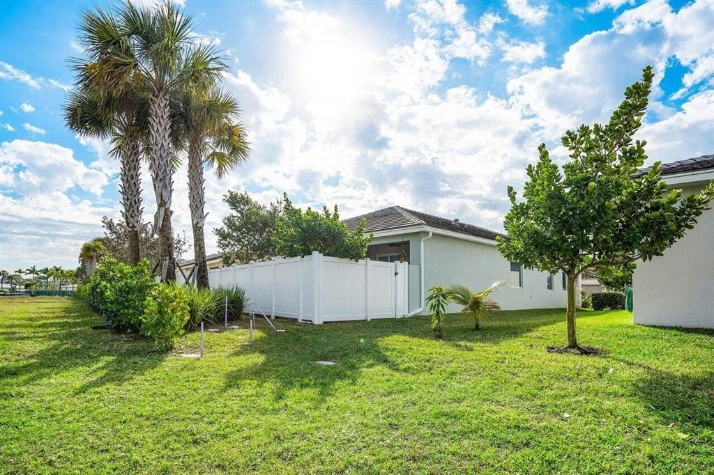 Photo of 14869 Three Ponds Trail