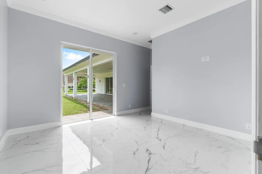 Photo of 17817 Temple Boulevard