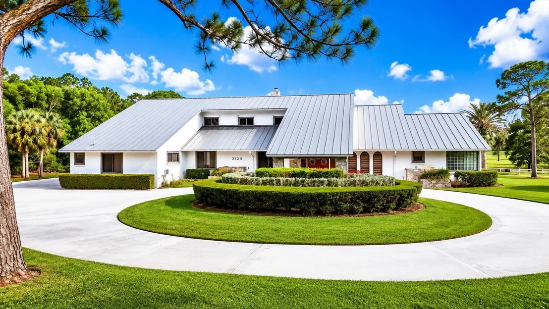 Photo of 3120 SE Downwinds Road