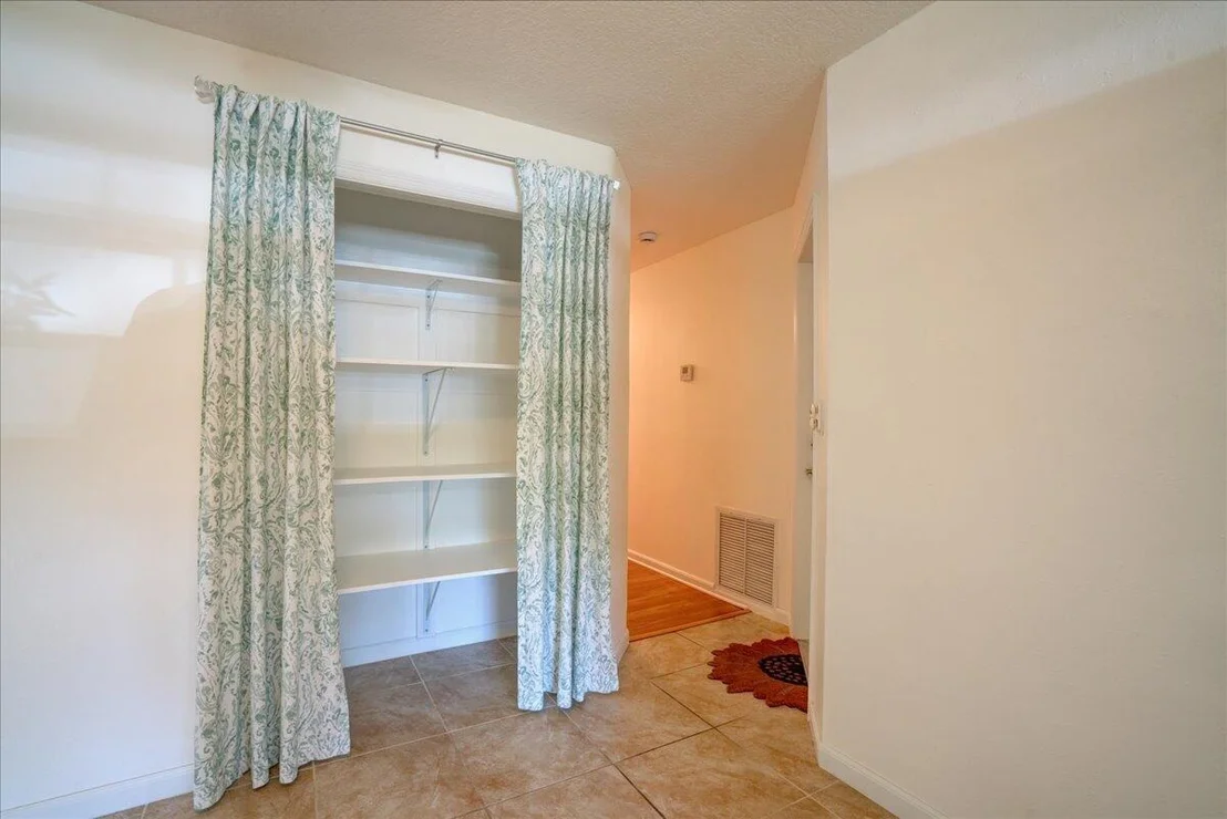 Photo of 39 SE 9th Avenue