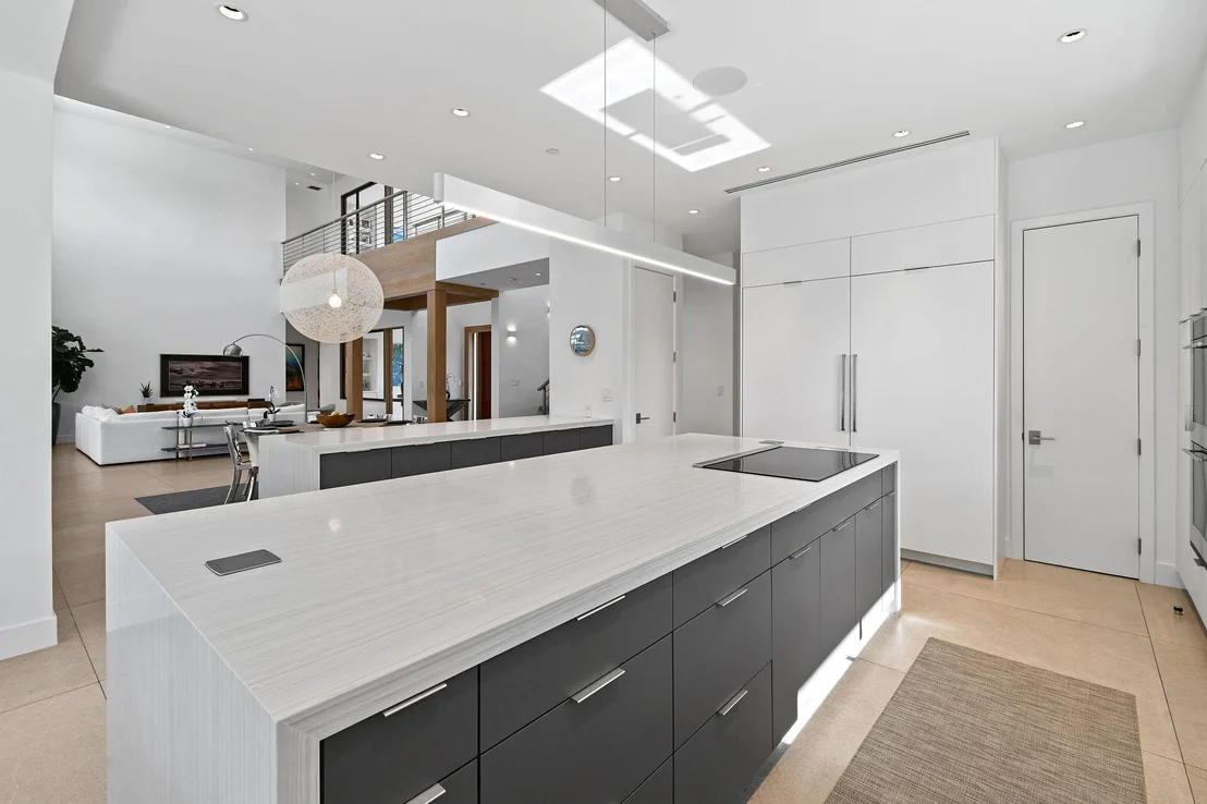 Photo of 1091 Gulfstream Way