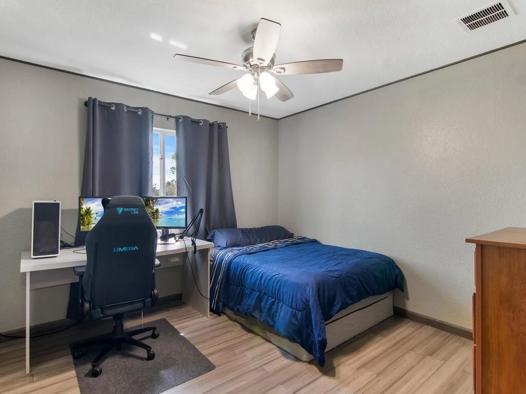 Photo of 4131 56th Lane