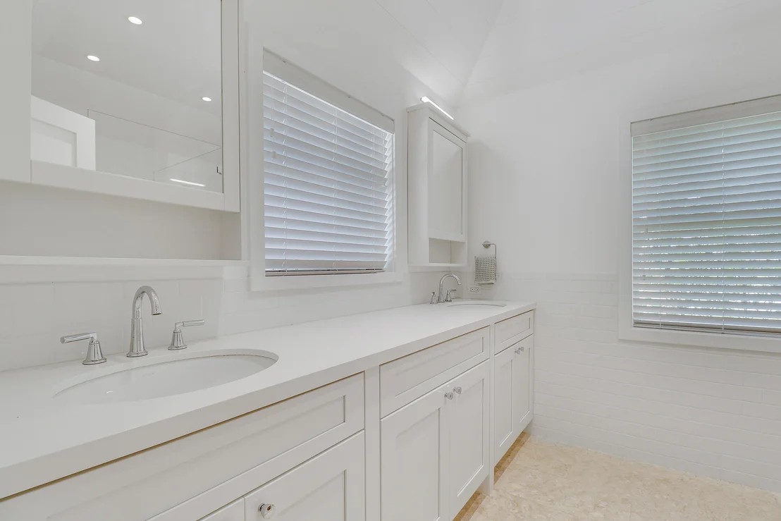 Photo of 2665 Oak Drive