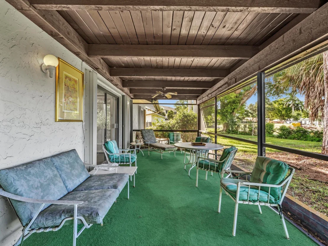 Photo of 3537 Lakeview Drive