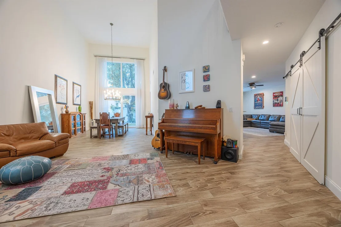 Photo of 4814 Modern Drive