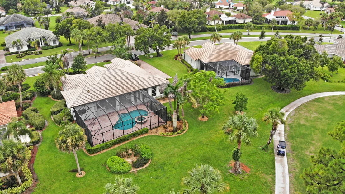 Photo of 9408 Meadowood Drive