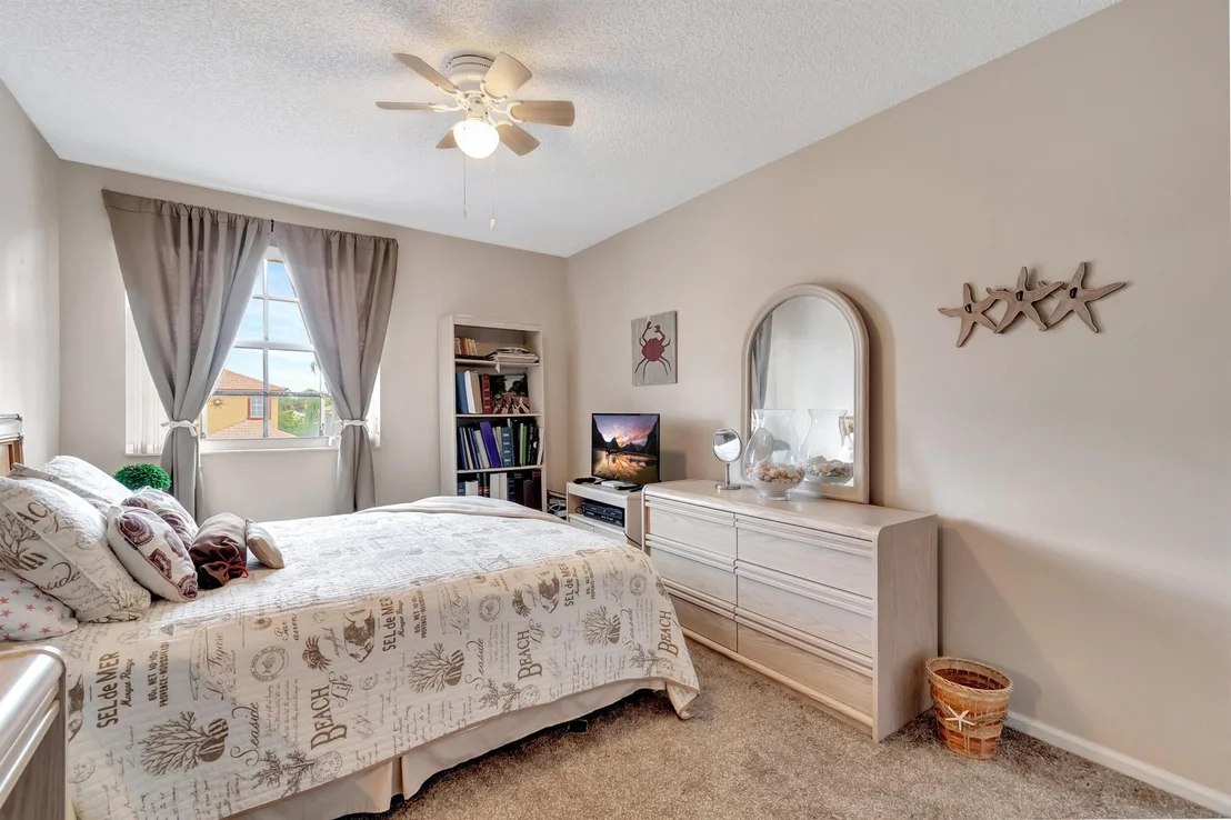 Photo of 7061 Chesapeake Circle