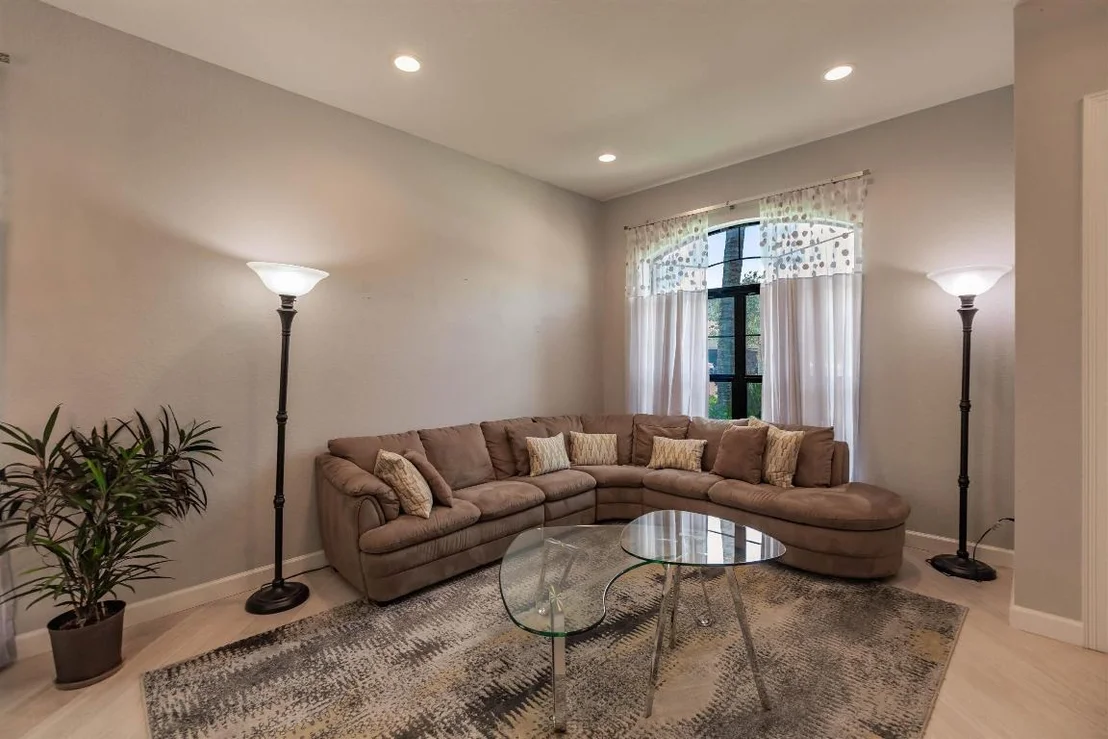 Photo of 4570 Willow Run Way