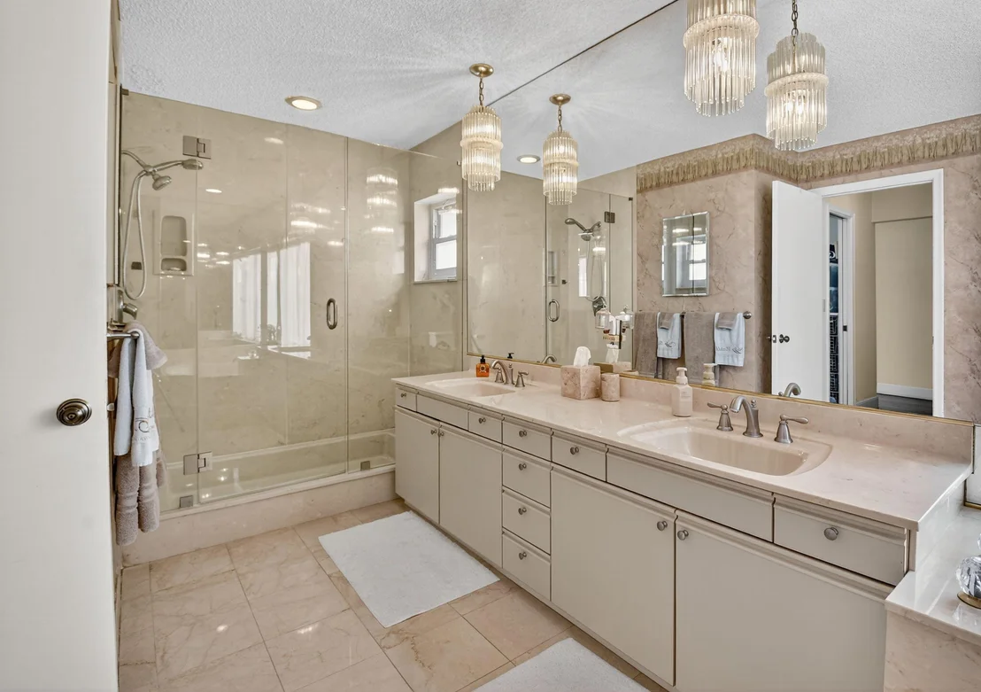 Photo of 3170 Equestrian Drive