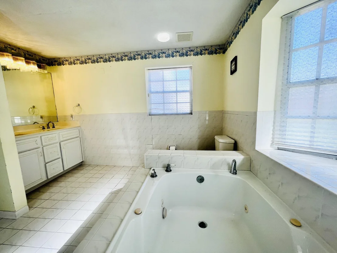 Photo of 1303 SE 8th Avenue