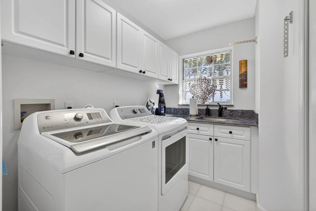Photo of 951 Augusta Pointe Drive