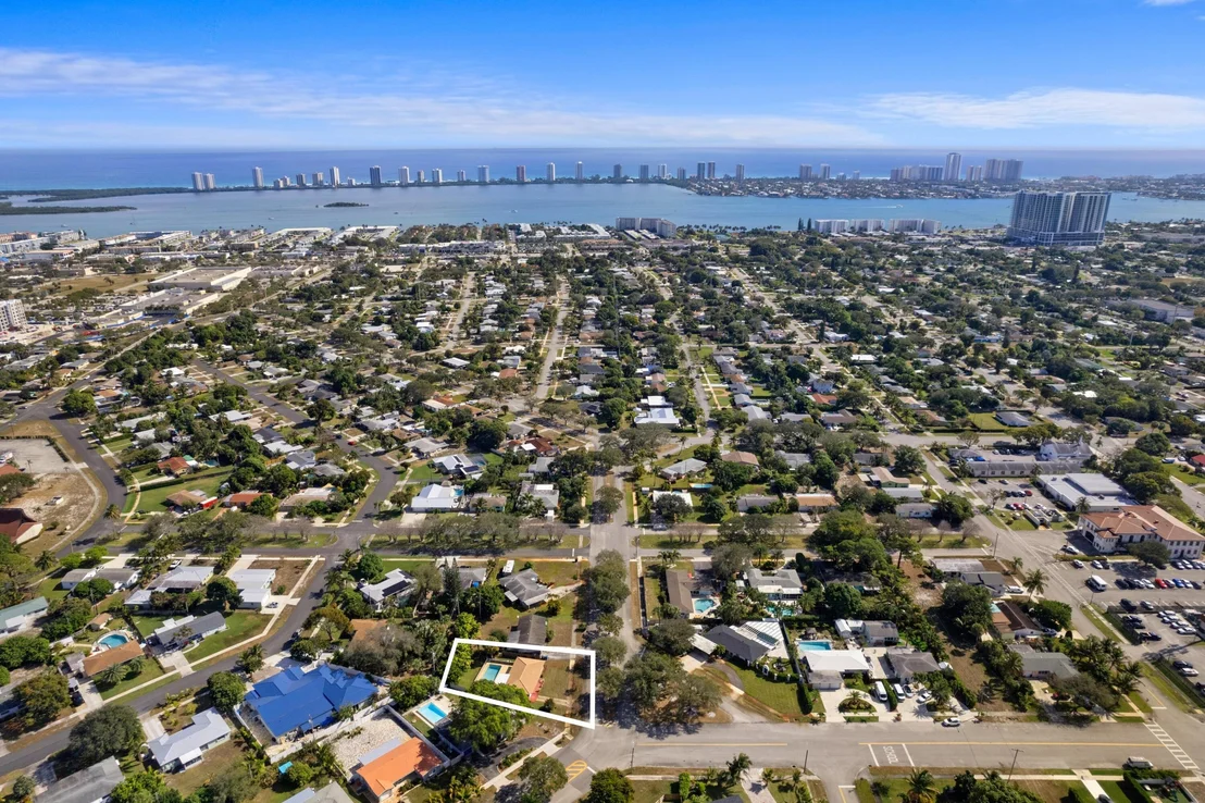Photo of 545 Flagler Boulevard