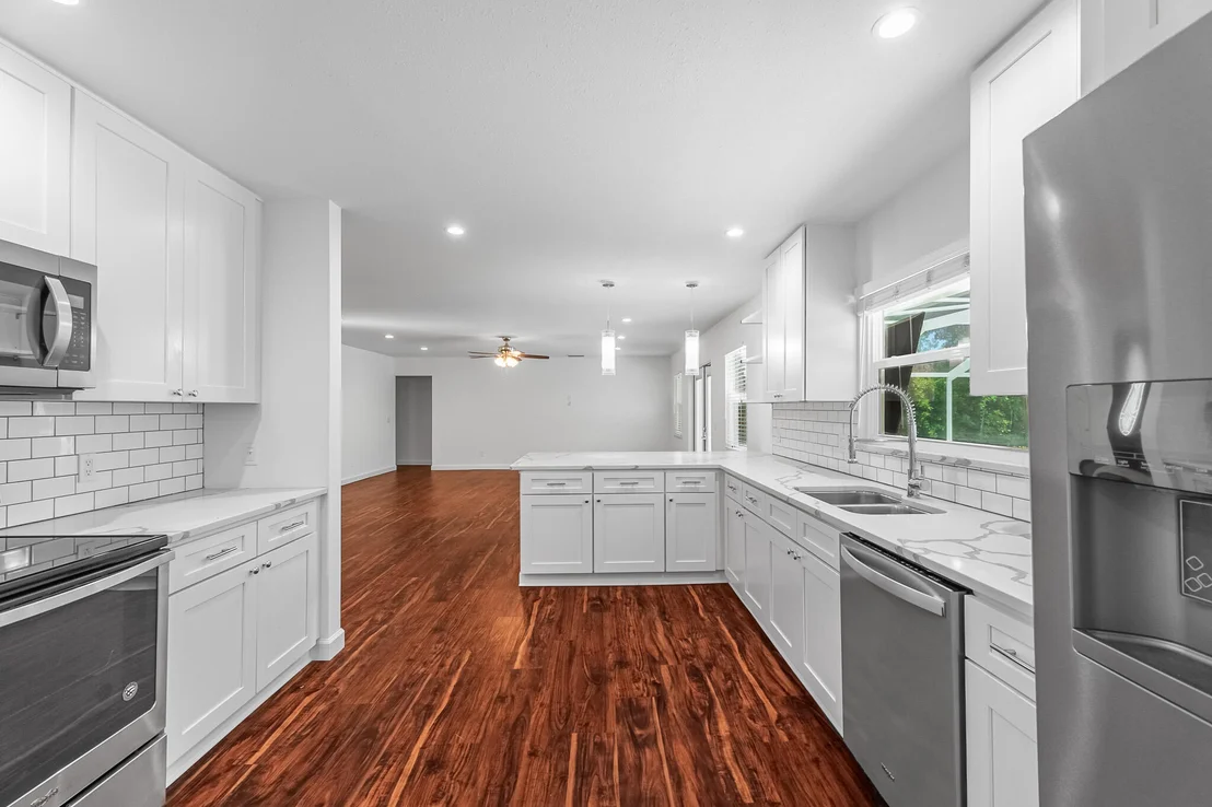 Photo of 736 34th Terrace