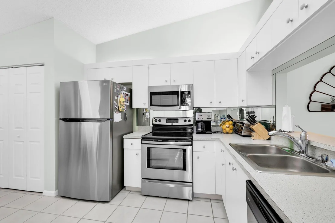 Photo of 114 Sausalito Drive