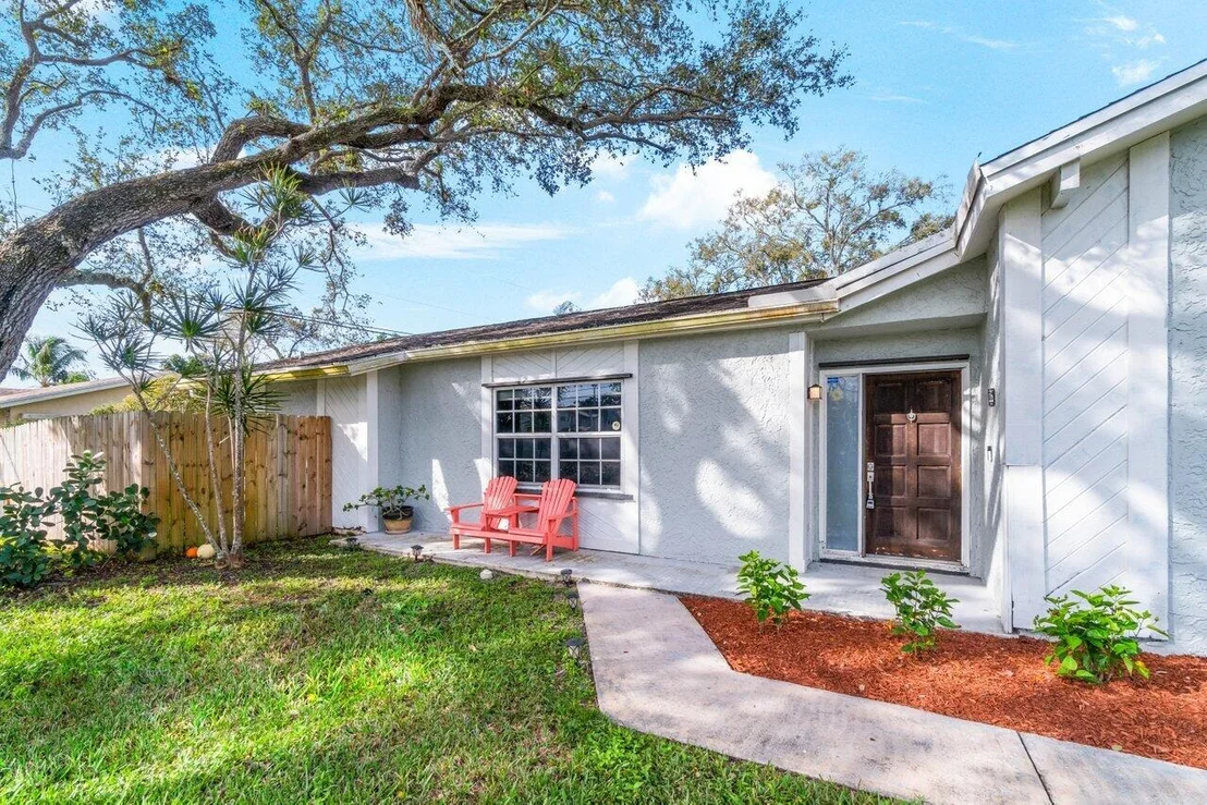 Photo of 4516 Pinetree Drive