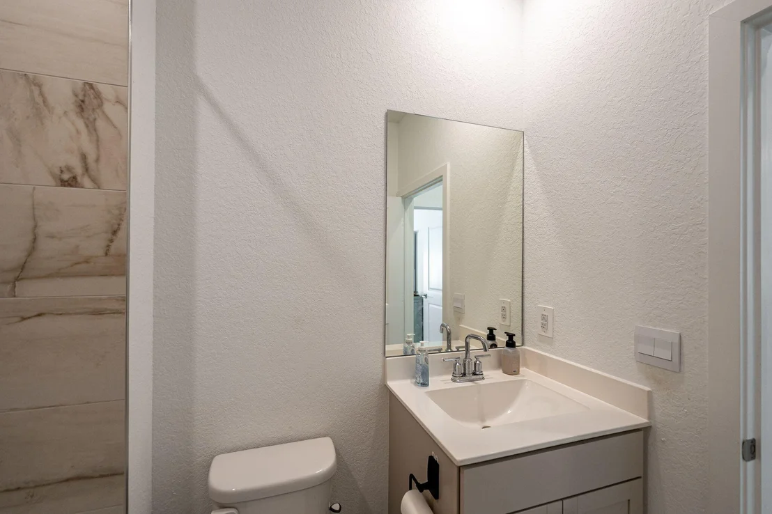 Photo of 6016 SE Violet Lane