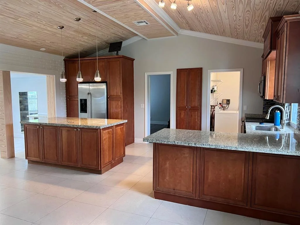 Photo of 638 Date Palm Drive