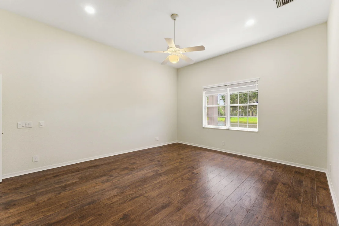 Photo of 1112 Skylark Drive