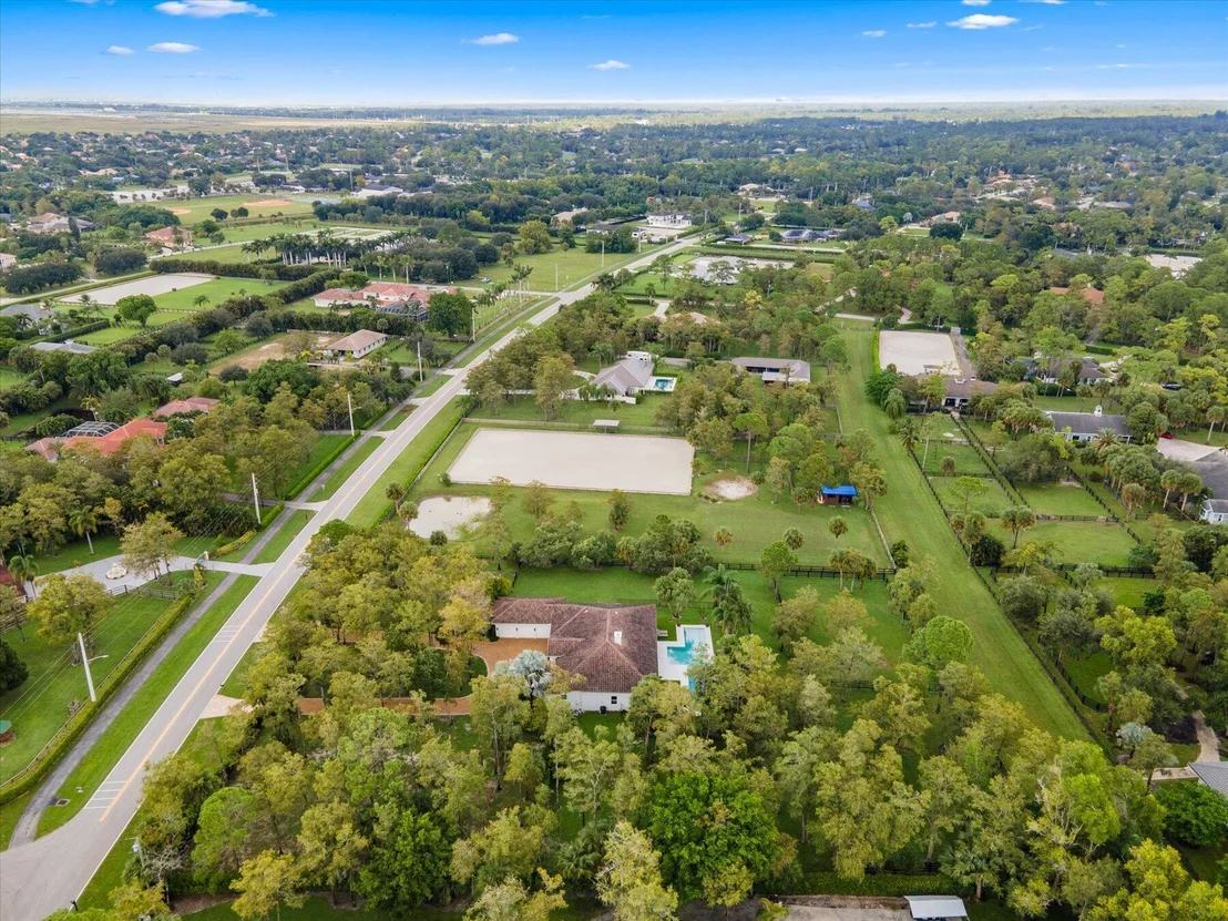 Photo of 14922 Paddock Drive