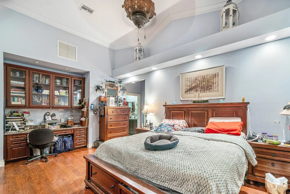 Photo of 16457 115th Avenue N