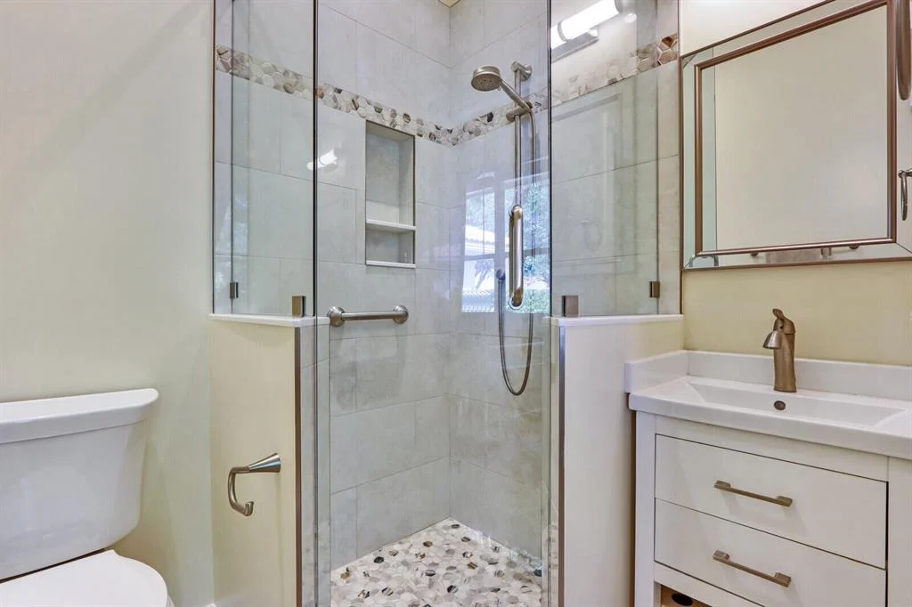Photo of 18600 Misty Lake Drive