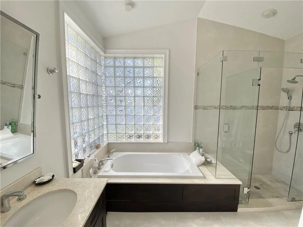 Photo of 6676 Portside Drive