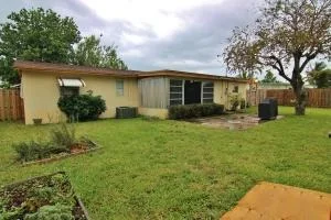 Photo of 1308 Crest Drive