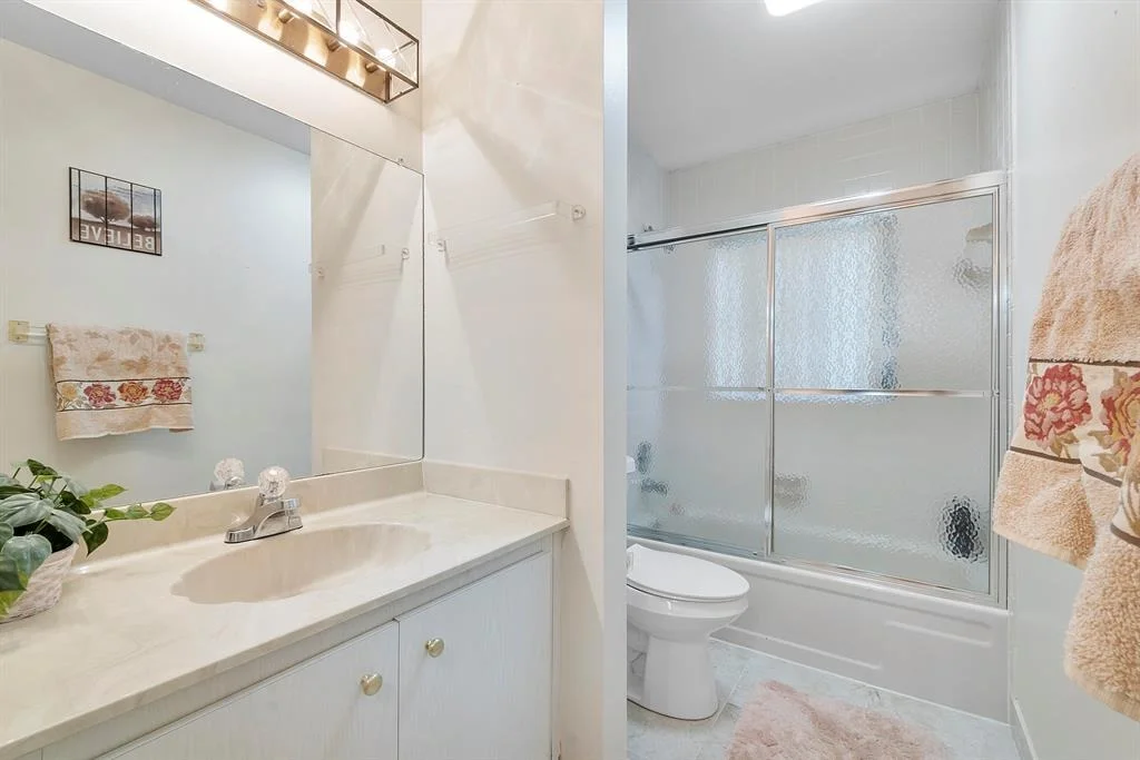 Photo of 6355 Timberlakes Way