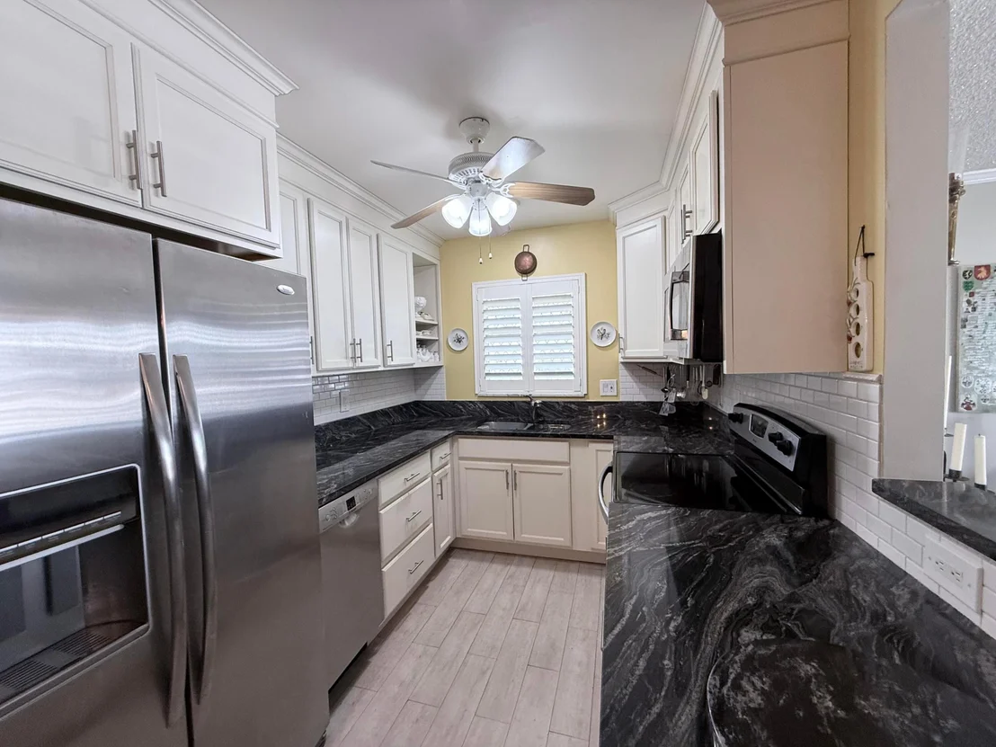 Photo of Unit A at 100 Pine Point Drive
