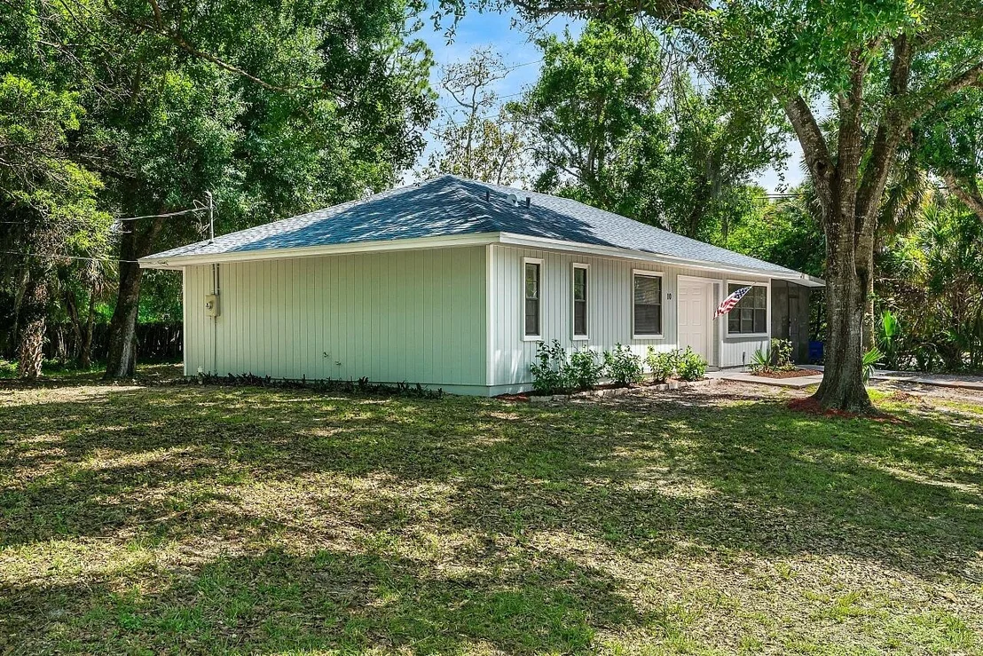 Photo of 10 47th Avenue