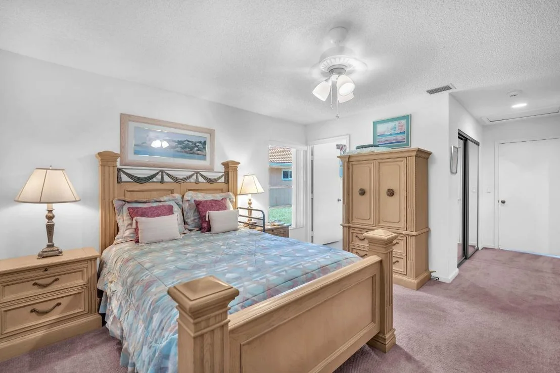 Photo of Unit D at 9976 Seacrest Circle