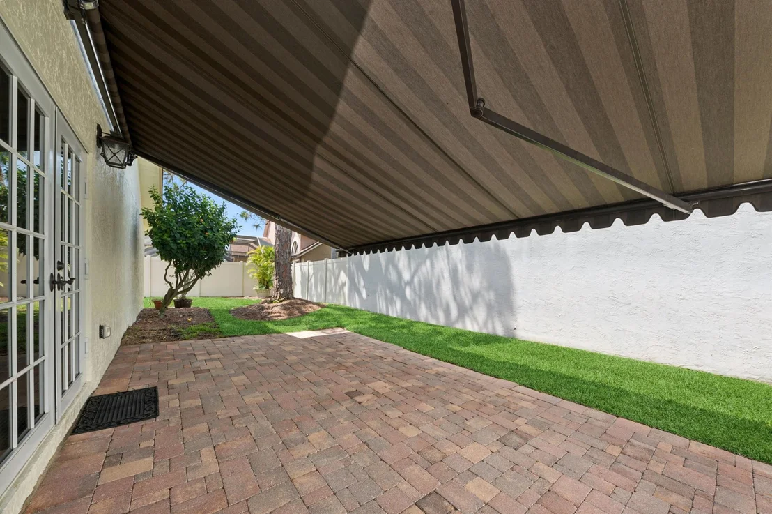 Photo of 12861 Meadowbend Drive