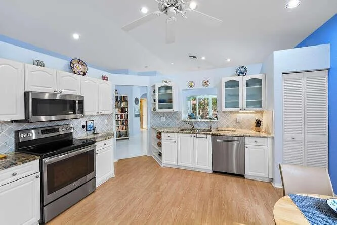 Photo of 5297 Brookview Drive