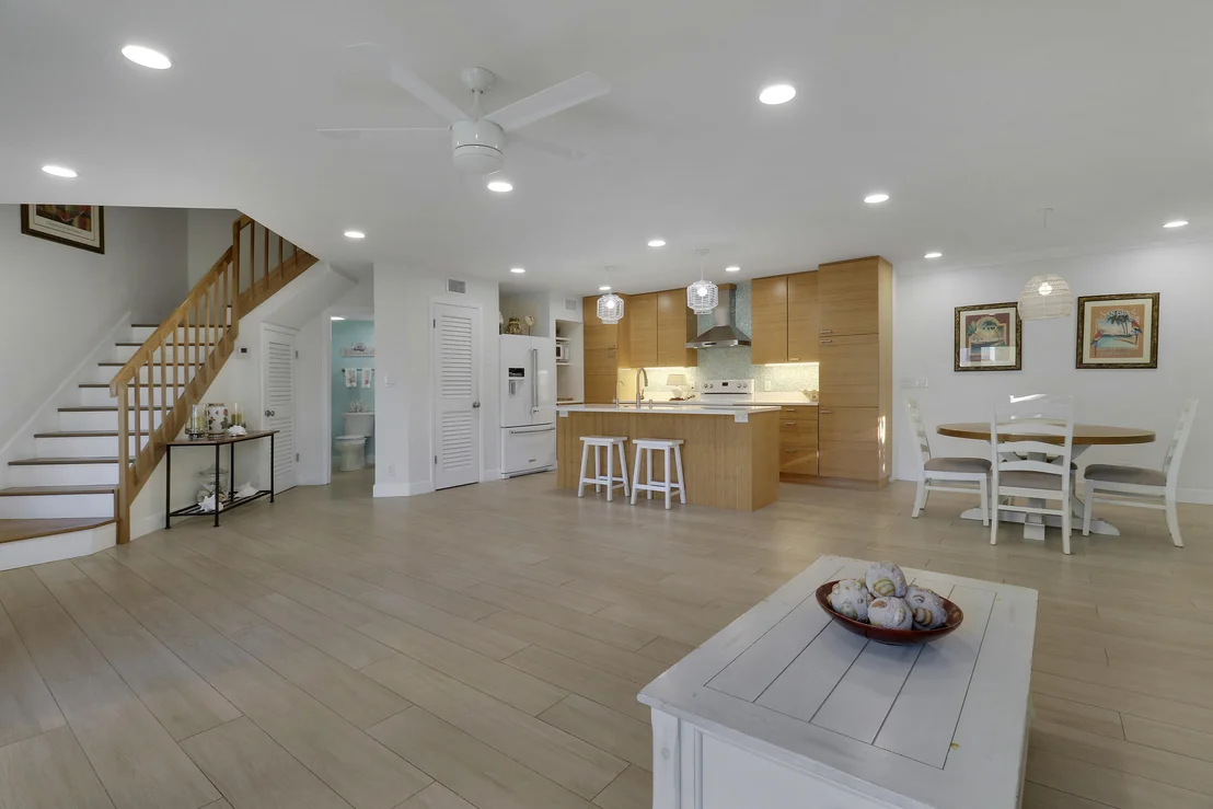 Photo of 232 Seabreeze Circle