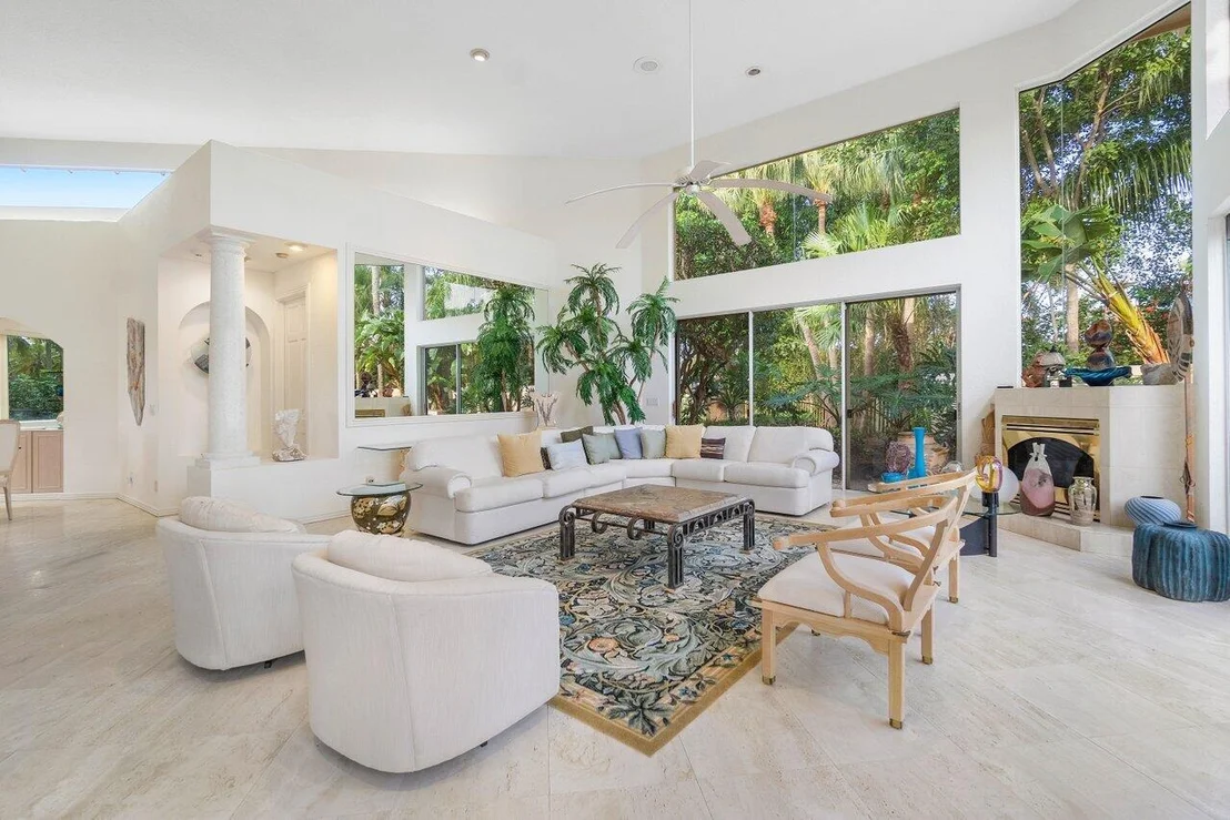 Photo of 5237 Deauville Circle